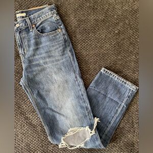 Levi’s Low Pro Distressed Jeans